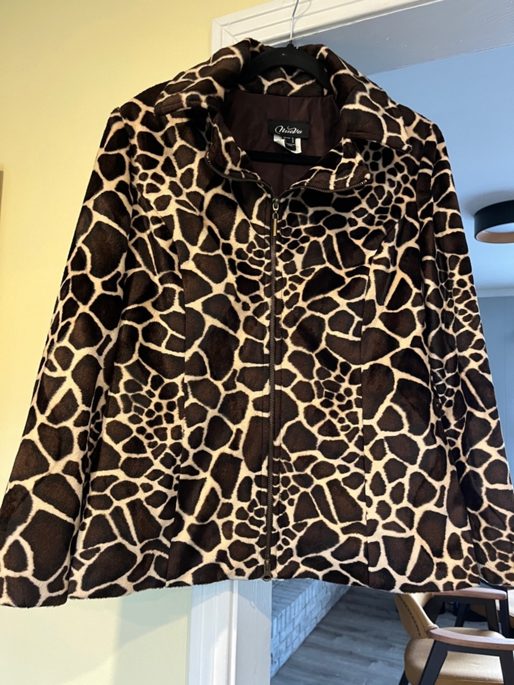 Nueva Giraffe-Print Faux Fur Zip Front Teddy Jacket - Brown & Cream Size 12